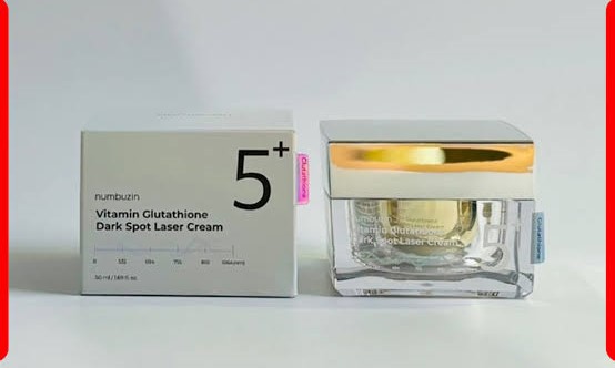 کرم ضد لک و روشن کننده نامبوزین مدل No.5 Glutathione حجم 50 میلی لیتر